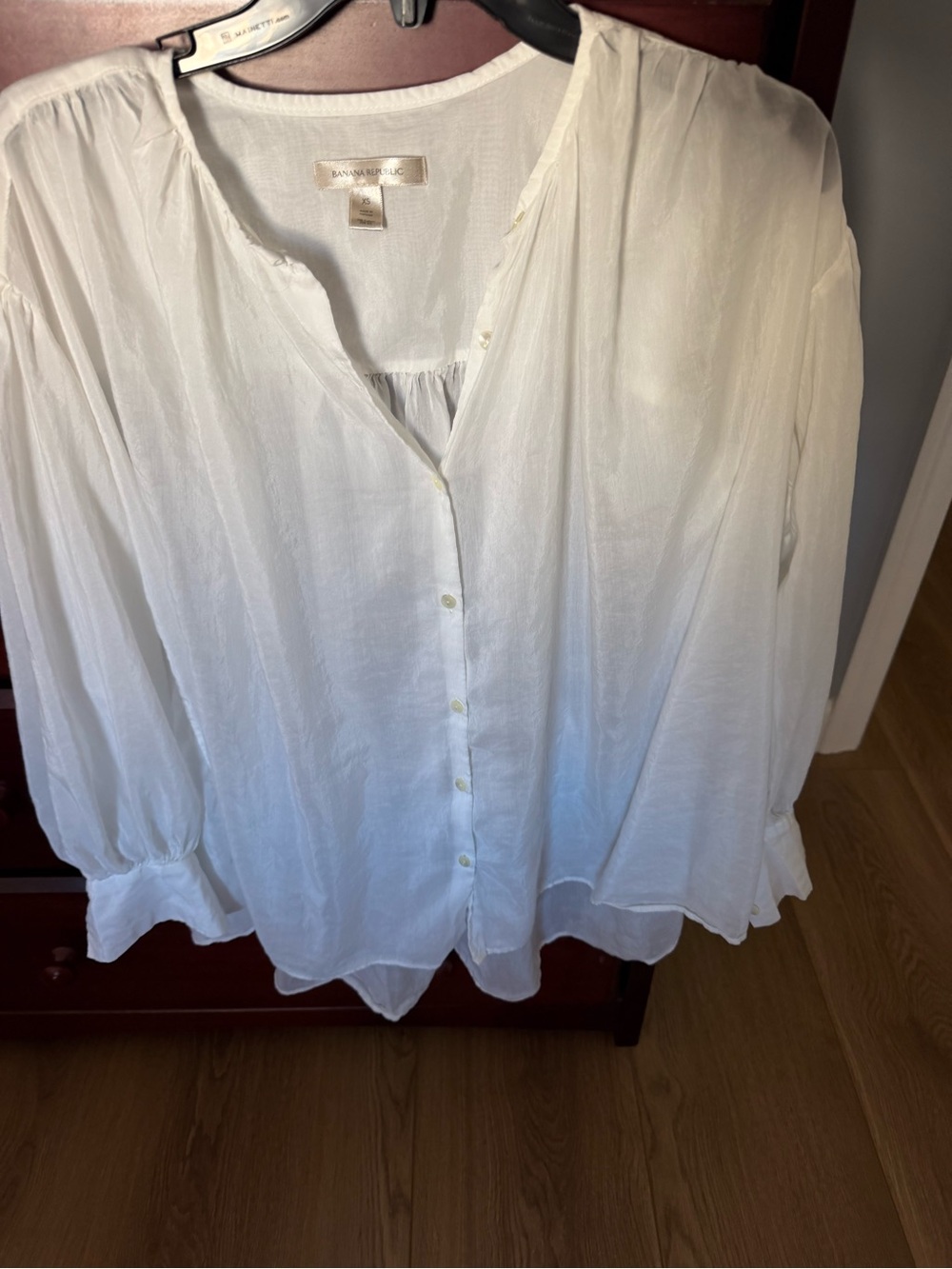Banana Republic White Sheer Button-Front Peasant Blouse